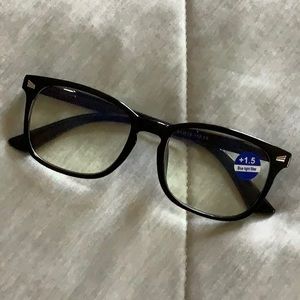 1.5 blue light filter reading glasses